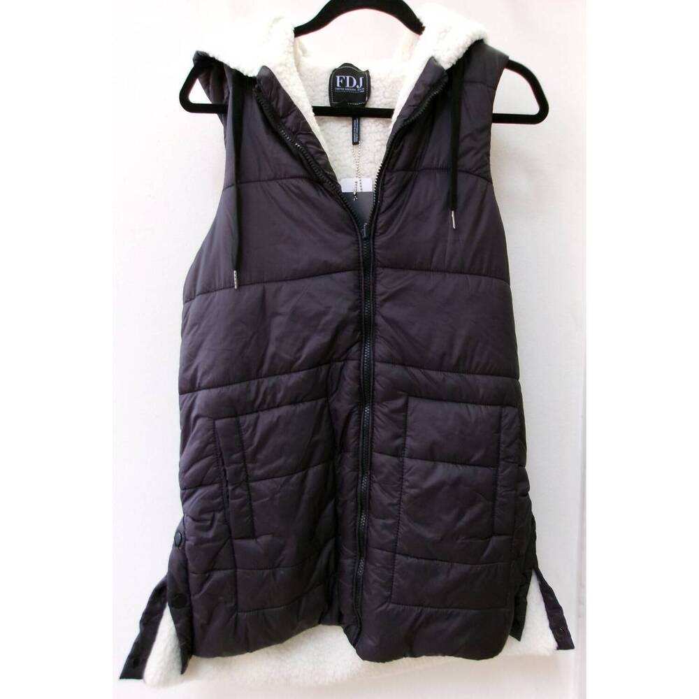 NEW FDJ women's reversible quilted vest with hood in black/natural